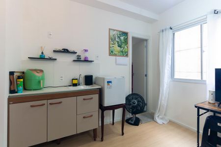 Cozinha de kitnet/studio à venda com 1 quarto, 20m² em Vila Ema, São Paulo