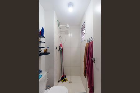 Banheiro de kitnet/studio à venda com 1 quarto, 20m² em Vila Ema, São Paulo