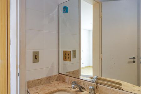 Apartamento à venda com 160m², 3 quartos e 3 vagasBanheiro da Suíte