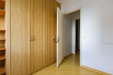 Apartamento à venda com 160m², 3 quartos e 3 vagasQuarto 2