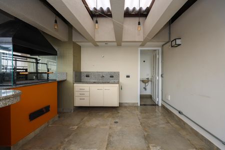 Apartamento à venda com 160m², 3 quartos e 3 vagasCobertura