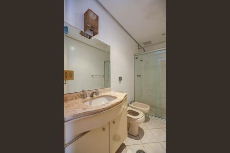 Apartamento à venda com 160m², 3 quartos e 3 vagasBanheiro da Suíte