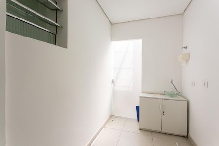 Casa para alugar com 270m², 6 quartos e 2 vagas Casa para alugar com 270m², 6 quartos e 2 vagasQuarto 7