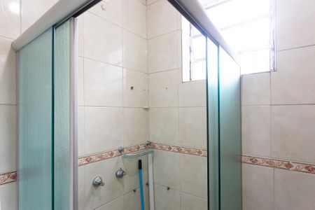 Casa para alugar com 270m², 6 quartos e 2 vagas Casa para alugar com 270m², 6 quartos e 2 vagasBanheiro 1