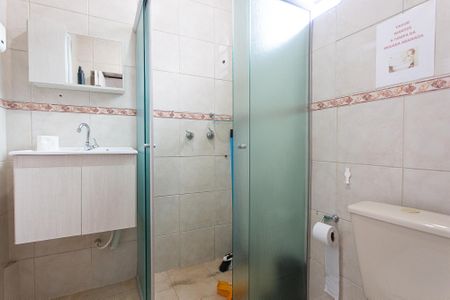 Casa para alugar com 270m², 6 quartos e 2 vagas Casa para alugar com 270m², 6 quartos e 2 vagasBanheiro 1