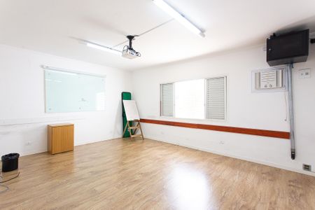 Casa para alugar com 270m², 6 quartos e 2 vagas Casa para alugar com 270m², 6 quartos e 2 vagasQuarto 2