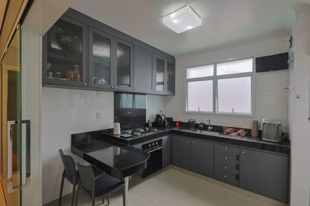 Apartamento à venda com 3 quartos, 82m² em Gutierrez, Belo Horizonte