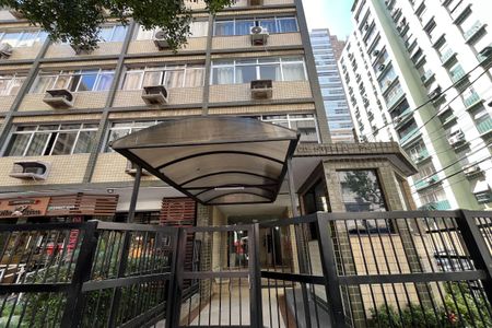 Apartamento para alugar com 49m², 2 quartos e sem vagaFachada