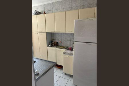 Cozinha de apartamento para alugar com 2 quartos, 45m² em Parada XV de Novembro, São Paulo