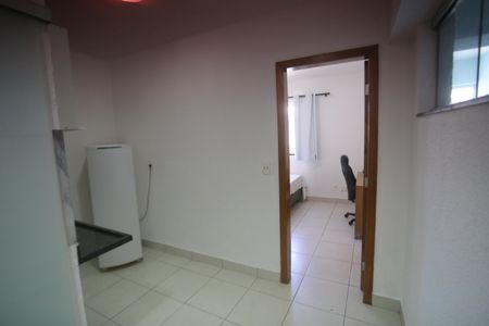 Kitnet/Studio para alugar com 1 quarto, 30m² em João Pinheiro, Belo Horizonte