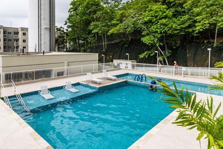 Apartamento para alugar com 44m², 2 quartos e sem vagaÁrea comum - Piscina