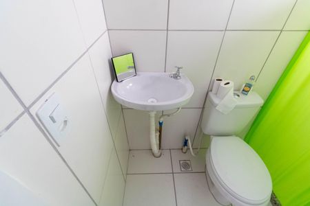 Apartamento para alugar com 44m², 2 quartos e sem vagaBanheiro