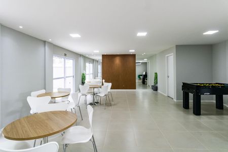 Apartamento para alugar com 44m², 2 quartos e sem vagaÁrea comum - Salão de festas