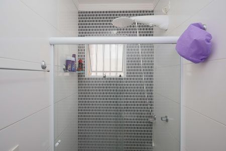 Casa de condomínio à venda com 75m², 2 quartos e 1 vagaBanheiro da Suíte 1 