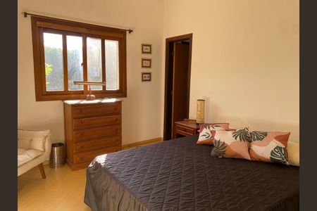 Casa para alugar com 240m², 4 quartos e 2 vagasQuarto 