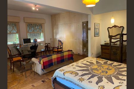 Casa para alugar com 240m², 4 quartos e 2 vagasQuarto 