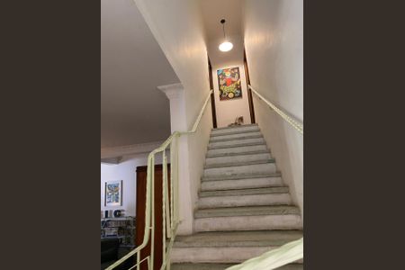 Casa para alugar com 240m², 4 quartos e 2 vagasSala