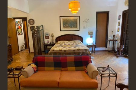 Casa para alugar com 240m², 4 quartos e 2 vagasQuarto 