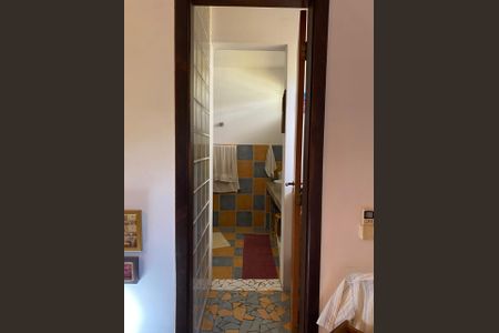 Casa para alugar com 240m², 4 quartos e 2 vagasBanheiro