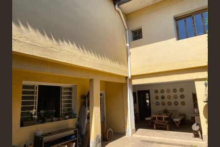 Casa para alugar com 240m², 4 quartos e 2 vagasÁrea externa