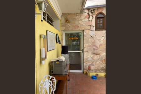 Casa para alugar com 240m², 4 quartos e 2 vagasÁrea externa
