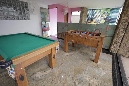 Apartamento para alugar com 170m², 4 quartos e 2 vagasSala de Jogos