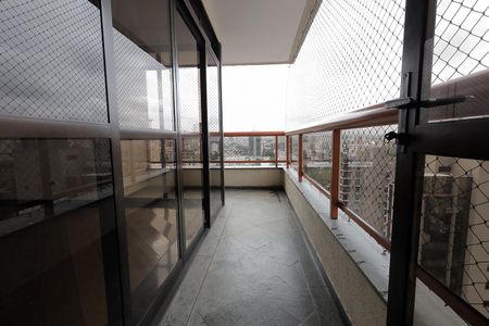 Sacada de apartamento para alugar com 4 quartos, 170m² em Vila Guiomar, Santo André