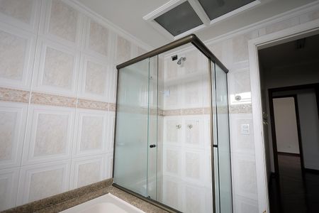 Apartamento para alugar com 170m², 4 quartos e 2 vagasBanheiro Quarto Suíte