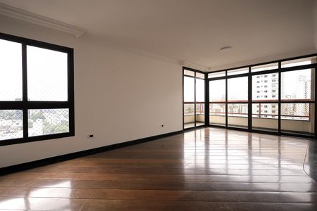 Apartamento para alugar com 170m², 4 quartos e 2 vagasSala