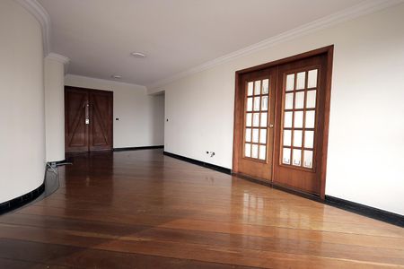 Apartamento para alugar com 170m², 4 quartos e 2 vagasSala