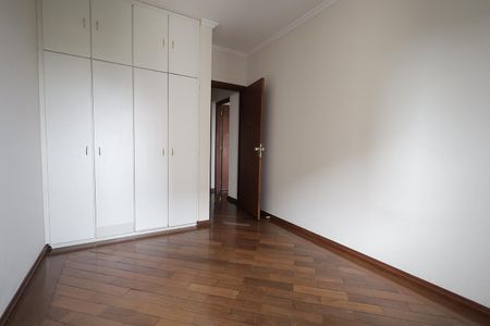 Apartamento para alugar com 170m², 4 quartos e 2 vagasQuarto 2