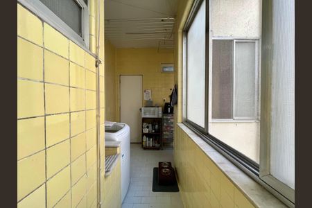 Apartamento à venda com 149m², 3 quartos e 1 vagaÁrea de Serviço