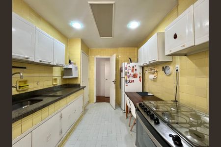 Apartamento à venda com 149m², 3 quartos e 1 vagaCOZINHA