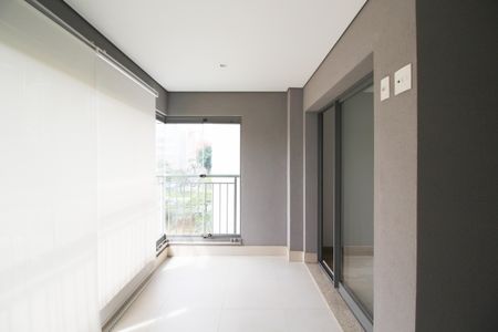 Varanda de apartamento para alugar com 2 quartos, 65m² em Indianópolis, São Paulo
