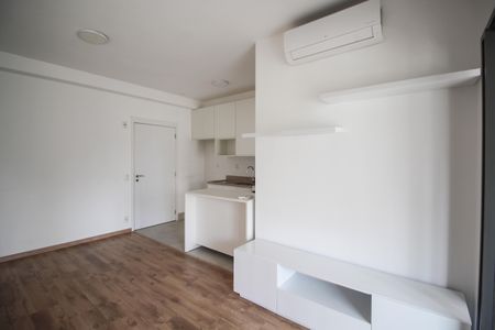 Sala de apartamento para alugar com 2 quartos, 65m² em Indianópolis, São Paulo