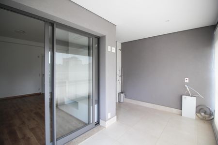 Apartamento à venda com 65m², 2 quartos e 1 vagaVaranda