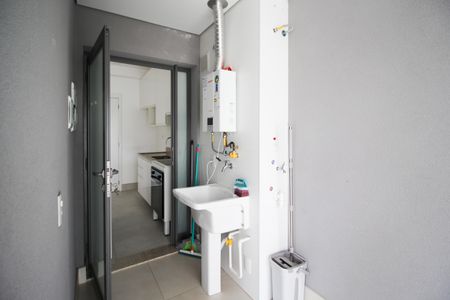 Apartamento à venda com 65m², 2 quartos e 1 vagaÁrea de Serviço