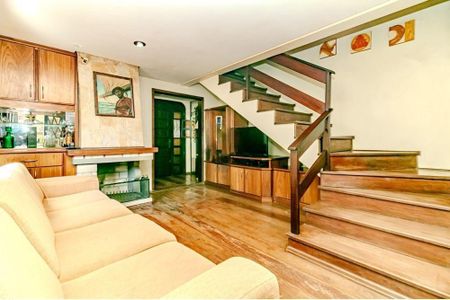 Sala de casa para alugar com 3 quartos, 220m² em Passo d’Areia, Porto Alegre