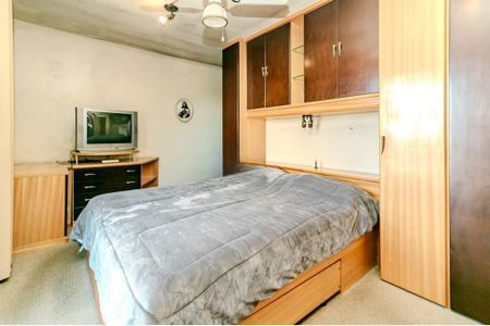 Casa para alugar com 220m², 3 quartos e 2 vagas Casa para alugar com 220m², 3 quartos e 2 vagasQuarto 2