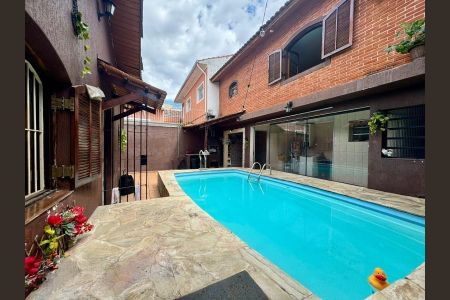 Casa à venda com 250m², 5 quartos e 4 vagasFoto 14