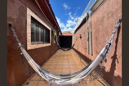 Casa à venda com 250m², 5 quartos e 4 vagasFoto 08