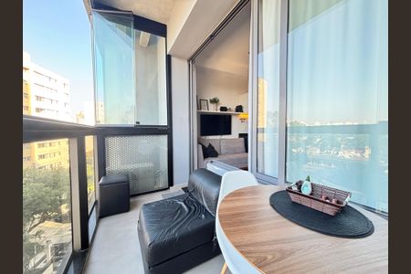 Studio para alugar com 27m², 1 quarto e 1 vagaVaranda