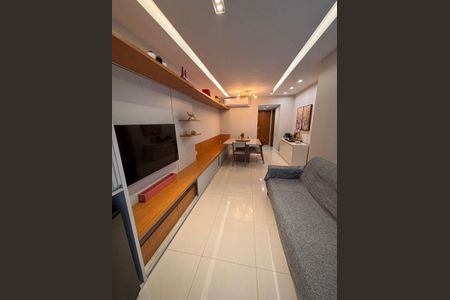 Apartamento para alugar com 90m², 3 quartos e 1 vaga Apartamento para alugar com 90m², 3 quartos e 1 vagaSala