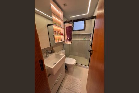 Apartamento para alugar com 90m², 3 quartos e 1 vaga Apartamento para alugar com 90m², 3 quartos e 1 vagaBanheiro