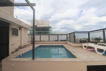 Apartamento para alugar com 220m², 3 quartos e 2 vagas