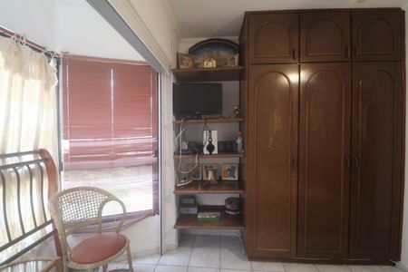 Apartamento para alugar com 220m², 3 quartos e 2 vagas