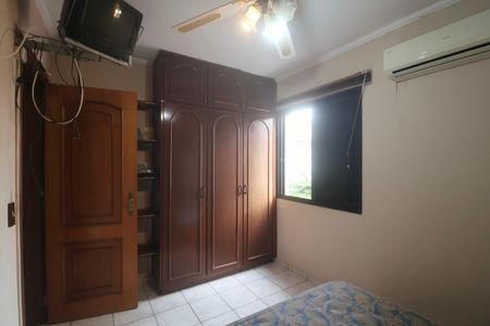 Apartamento para alugar com 220m², 3 quartos e 2 vagas