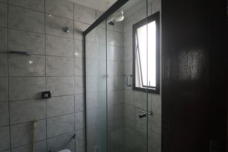 Apartamento para alugar com 220m², 3 quartos e 2 vagas