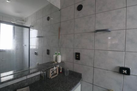 Apartamento para alugar com 220m², 3 quartos e 2 vagas