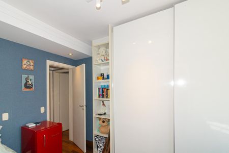 Apartamento à venda com 270m², 3 quartos e 3 vagas Apartamento à venda com 270m², 3 quartos e 3 vagasQuarto Suíte 3